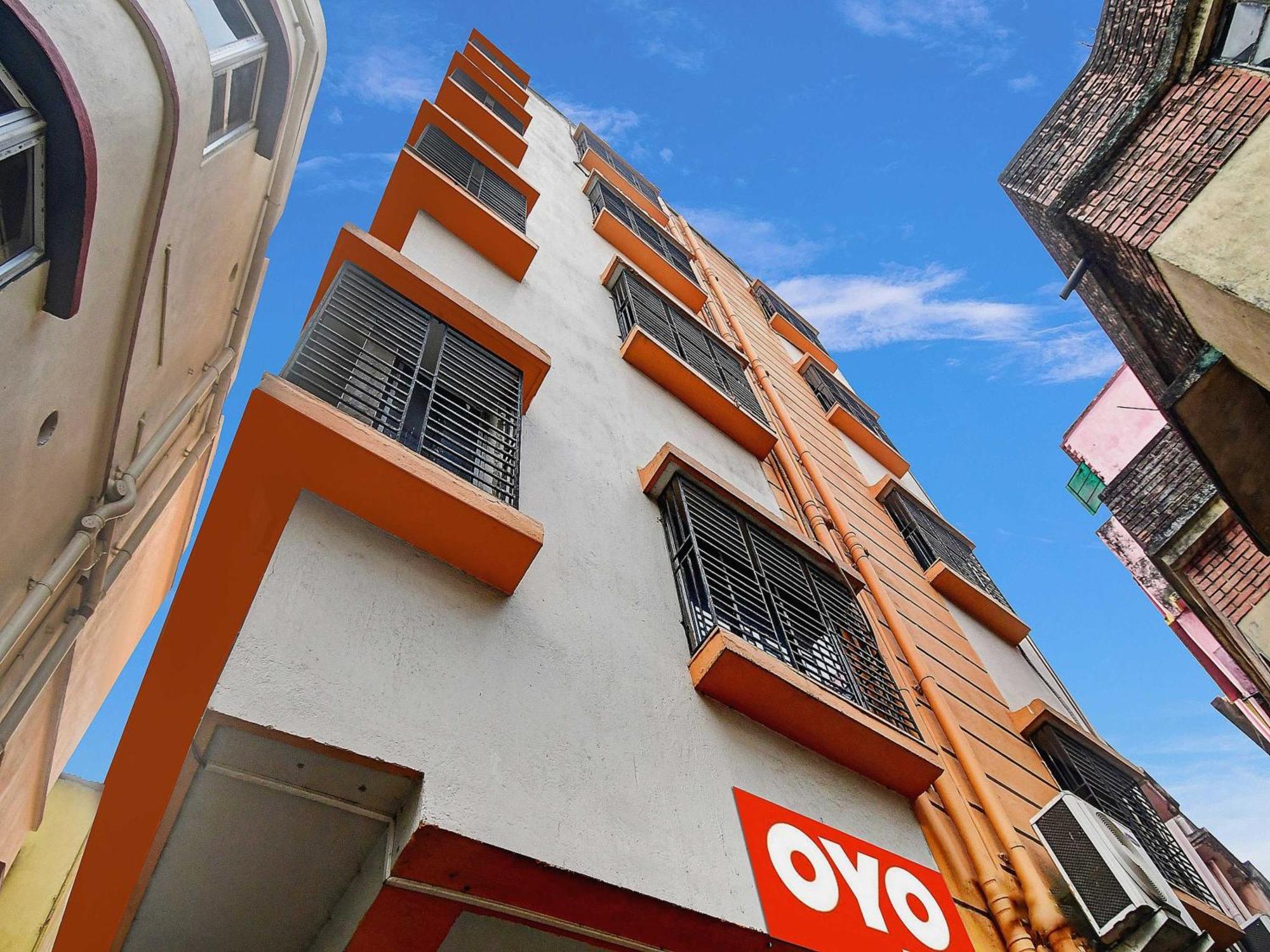 Hotel O Grand Lazeez Hāora Exteriör bild