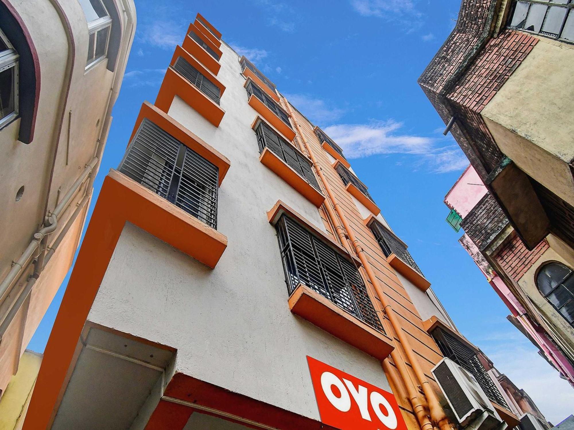 Hotel O Grand Lazeez Hāora Exteriör bild